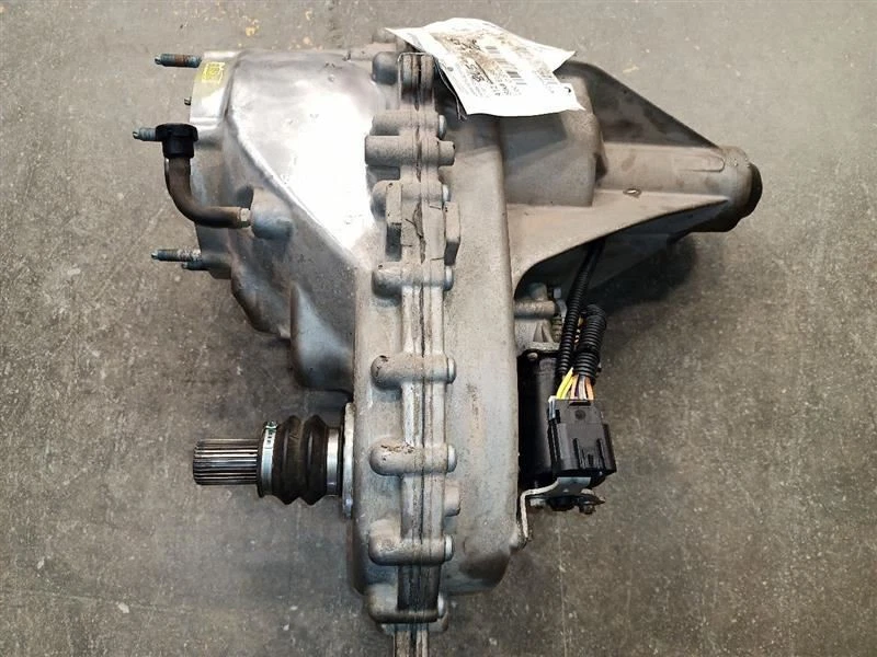 2018 RAM1500 Transfer Case BW 44-45  9751810 - Image 1 of 4