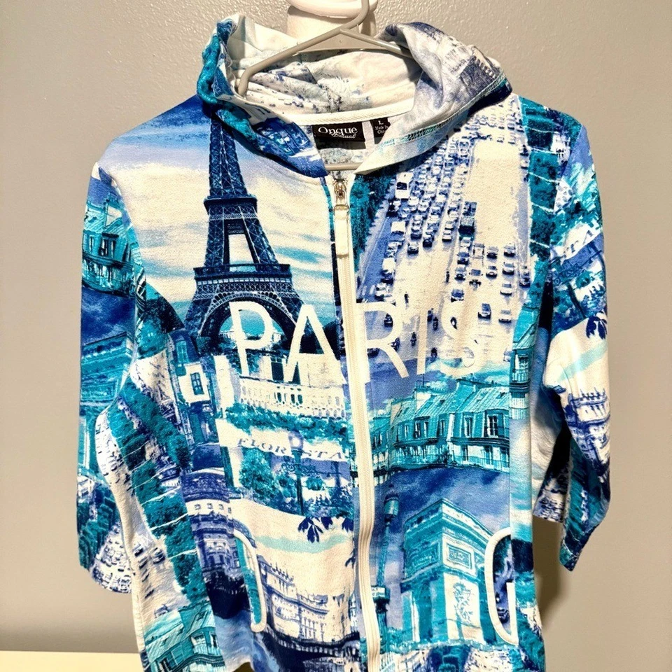 Sudadera con Capucha Ongue Casual Azul con Estampado Paris Talla Grande. Tejido de algodón suave. Foto 1 de 4
