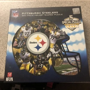 Pittsburgh Steelers 500 Piece Helmet Shaped Puzzle Set (NFL Licensed) - Picture 1 of 3