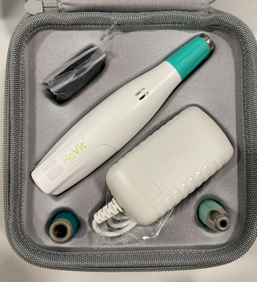 Kit de exfoliación exfoliante de diamantes Silk'n ReVit Microderm con 3 puntas + estuche Foto 1 de 1