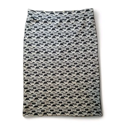Falda lápiz Gilli estampado geométrico elástica negra/blanca L* oficina de negocios  Foto 1 de 4
