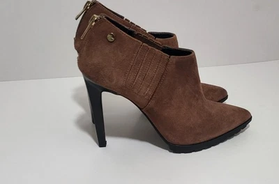 Botines Calvin Klein Berrie Marrón Gamuza, Mujer Talla 7 Tacón Alto Club Noche Foto 1 de 4