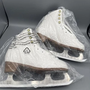 Lake Placid CASCADE Women's Figure Ice Skates White with Guard- Size 6 LP312W06 - Picture 1 of 5