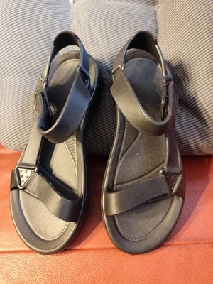 Badeschuhe Wasserschuhe Sommersch Sandalen mit Klettverschluss Gr.40 schwarz neu - Bild 1 von 4