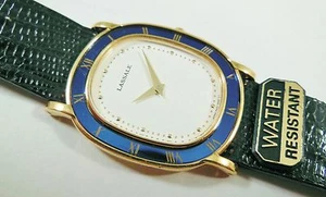 Lassale by Seiko goldfarbenes Metall blau 7N00-5080 Eidechse Musteruhr NICHT FUNKTIONSTÜCHTIG - Bild 1 von 5