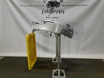 Cuadro y soporte de carreras Buell XB12 1200 XB9 900 EBR 2324     Foto 1 de 4