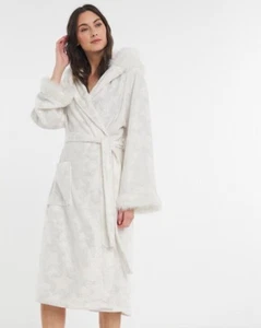 ANN SUMMERS FLUFFY STAR CREAM ROBE SIZE XLARGE BNWT - Picture 1 of 6