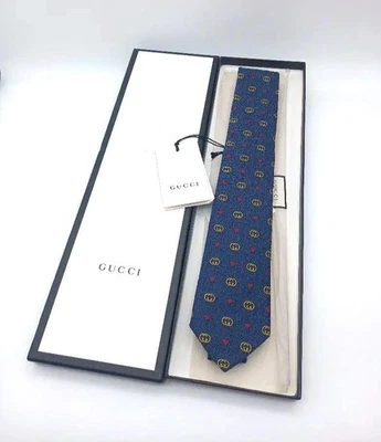 Corbata clásica de seda Gucci GG Heart hecha en Italia usada Foto 1 de 4