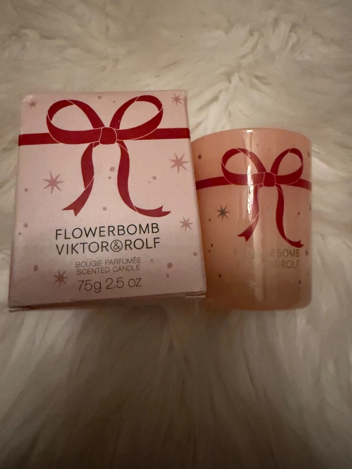 NIB Viktor & Rolf FLOWERBOMB Perfumed Scented CANDLE 2.5 oz 75 g - Image 1 of 1