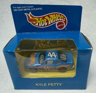 RARE Hot wheels NASCAR #44 KYLE PETTY 1996 1:64 scale - Image 1 of 4