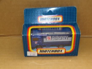 CONTENEDOR VOLVO DE ACEITES DE MOTOR MATCHBOX MB-20 PERFORMANCE DE COLECCIÓN ~ ¡CAJA ABIERTA COMO NUEVA! - Imagen 1 de 6