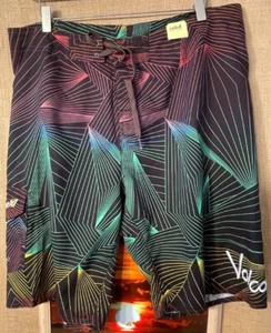 volcom modulator tech men’s multi-color board shorts 38 pocket - Picture 1 of 7