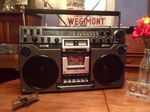 Classic Vintage AIWA TPR-950 Radio Cassette Ghetto Blaster Boombox Bear Mint AUX
