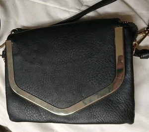 Charming Charlie Black Small Organizer Crossbody Wristlet Handbag - Picture 1 of 4