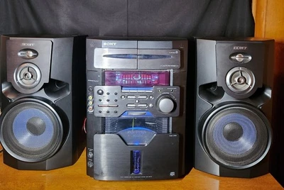 Sony MHC-MG110 Mini Hi-Fi 60CD Changer and Speakers W/ Game Sync Input Rare find - Image 1 of 4