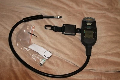 Tauchcomputer Suunto Favor AIR LUX mit Suunto Kompass SK7 in Konsole und Reaktor - Bild 1 von 4