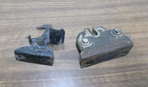 1988-1999 Silverado Sierra C/K Tahoe Yukon Upper Lower Hood Latch Catch Hook OEM - Bild 1 von 6