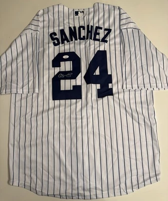Camiseta autografiada de Gary Sanchez de los Yankees de Nueva York certificado de autenticidad de la JSA Foto 1 de 3
