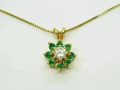 Кулон цветок круглой огранки натуральный зеленый изумруд 2 карата покрытие желтым золотом 14 карат - Изображение 1 из 4