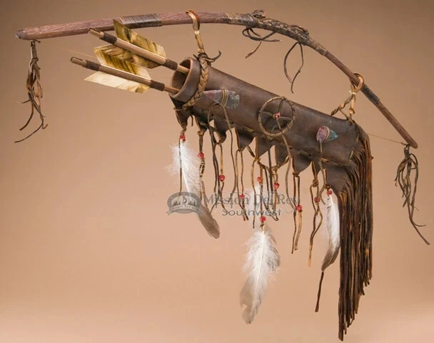 Arco y carcaj de piel de ciervo navajo de 28" - Scout Foto 1 de 2