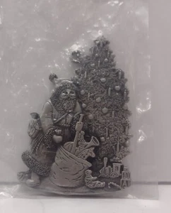 NEW Creative Casting & Engraving Pewter Christmas Ornament, Santa / Presents - Picture 1 of 2