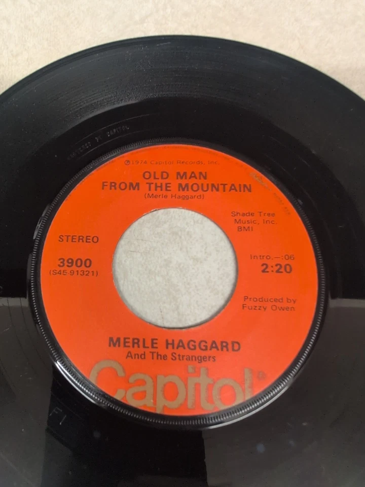 MERLE HAGGARD - Holding Thing's Together / Old Man From The Mountain *B2G1 Free* - Image 1 of 2
