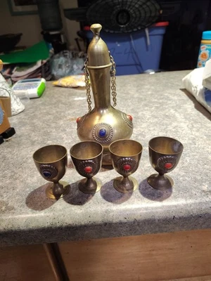 Juego de café de té turco vintage de latón con incrustaciones de Pakistán  Foto 1 de 4