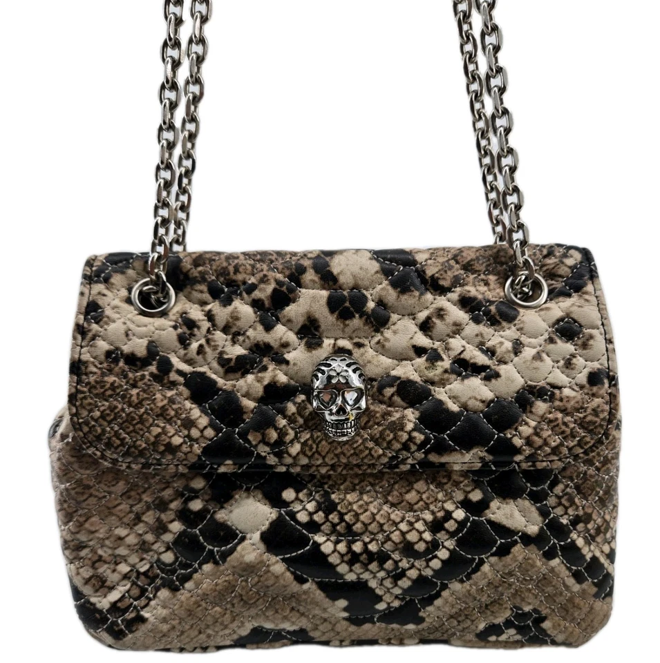 Bolso de Hombro Betsey Johnson Acolchado Leopardo Calavera Cadena o Cartera Bandolera Foto 1 de 4