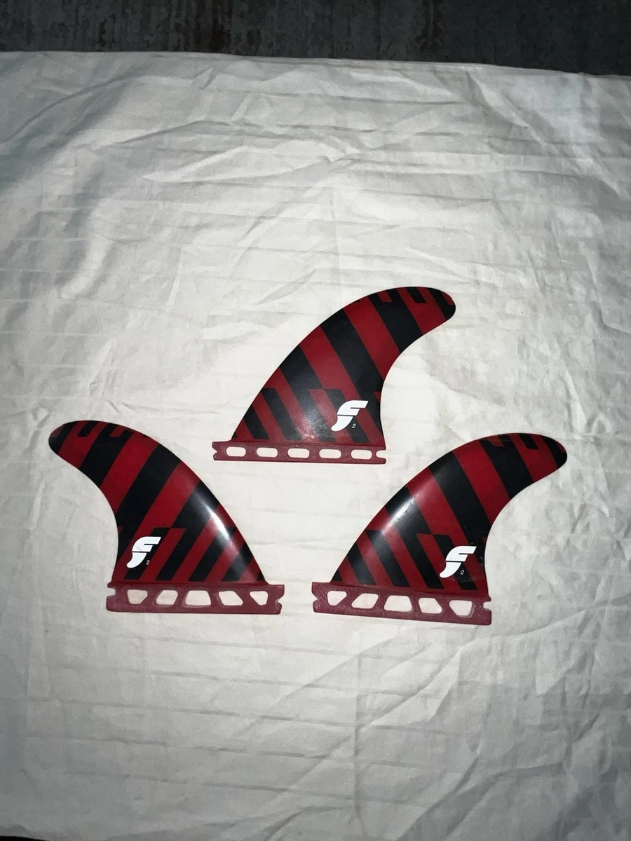 【新品】Futures Fin Alpha F4 Red 新品】Futures Fin Alpha F4 Red Futures Fins F4 Alpha 5-Fin Set