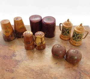 Salt and Pepper Shakers Wooden California Redwoods Others Lot Of 5 Vintage - Bild 1 von 24
