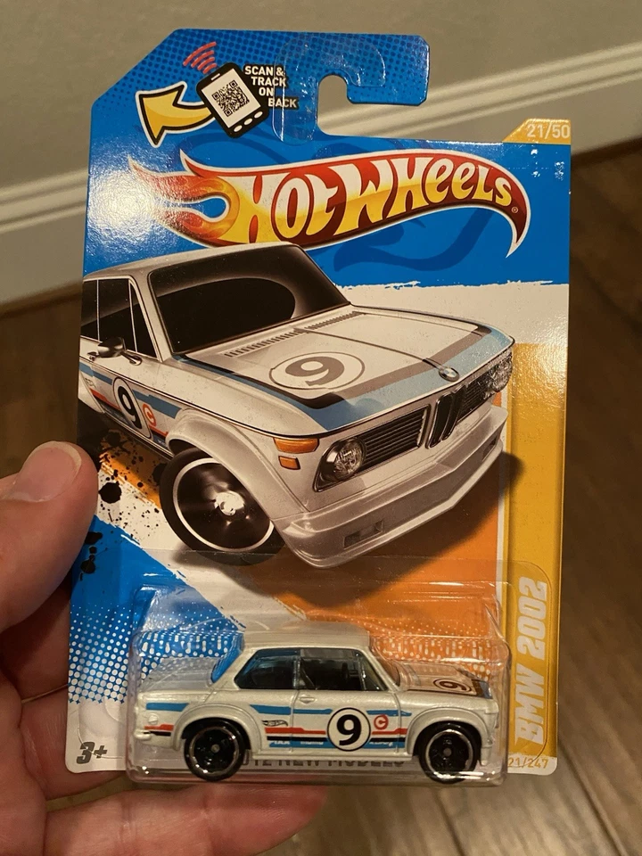 BMW 2002 #9/247 2012 Hot Wheels nuevos modelos #21/50 blanco Foto 1 de 1