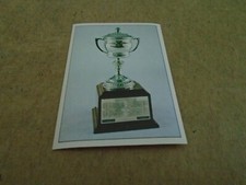 1990-1991 PANINI STICKER # 349 BRETT HULL LADY BYING TROPHY ST-LOUIS BLUES