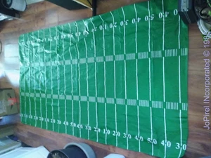 Football Themed Vinyl Tablecloth Green/White large - Picture 1 of 5