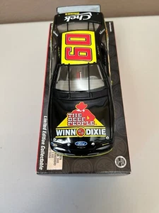 Action RCCA #60 Mark Winn-Dixie 1997 Ford Thunderbird 1/24 Die-cast - Picture 1 of 4