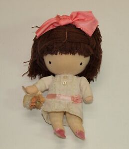 Vintage 1977 JOAN WALSH ANGLUND Pocket Doll FLOWER GIRL Pink Bow & Flowers