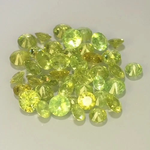 6.00CTS NATURAL2.5MM-3.00 MM DEMANTOID GARNET42 PCS -REF VIDEO - Image 1 of 1