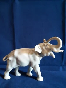 B & G Bing & Gröndahl Dänemark Porzellan Figur Elefant - Picture 1 of 10