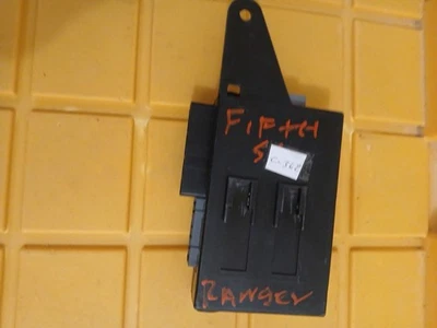 1997 Ford Ranger Body Control Module #F77B-14B205-DA - Image 1 of 3