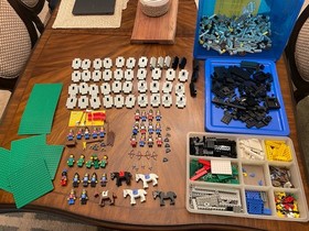 Huge Lot of VTG LEGO Castle Knights And Pieces. 6049, 6066, 6080. Black Falcon