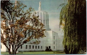 State Capitol Building, Union 76 Oil Co. Salem, Oregon Postcard - Picture 1 of 2