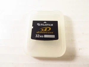 Genuine Fujifilm 32MB xD-Picture Card MXD32P3 w/ Case, FREE 2-3 Day Ship!!! - Picture 1 of 5