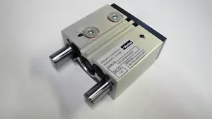 CILINDRO PNEUMATICO PARKER P5T-020RGSN025 - Foto 1 di 1
