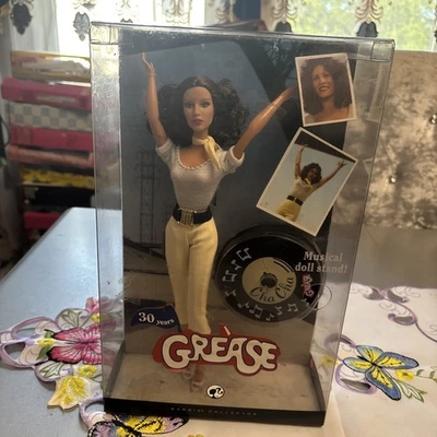 Barbie Colecionador Graxa Prata Etiqueta Cha Cha Suporte Caixa de Música Não Toca - Imagem 1 de 4