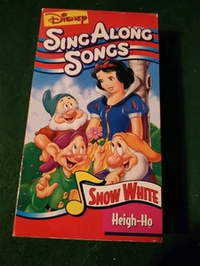 Disney's Sing Along Songs - Snow White: Heigh-Ho VHS - Picture 1 of 3
