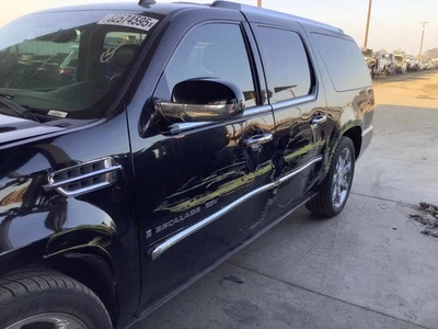 LOCAL PICKUP ONLY!Driver Center Pillar Fits 07-08 AVALANCHE 1500 800950 Foto 1 de 4