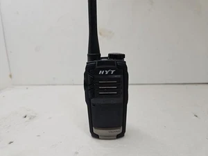 HYT TC-320U (1) UHF 400-470 MHz Two Way Radio - Picture 1 of 4