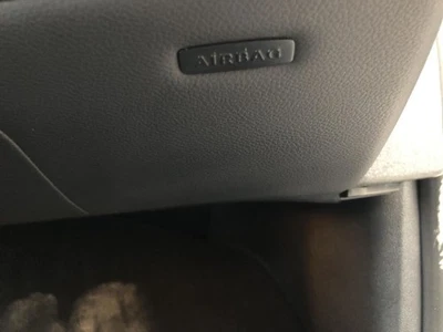 2012-2018 MERCEDES BENZ CLS550 安全气囊 低膝 右乘客 903985 — 第 1/4 张图片