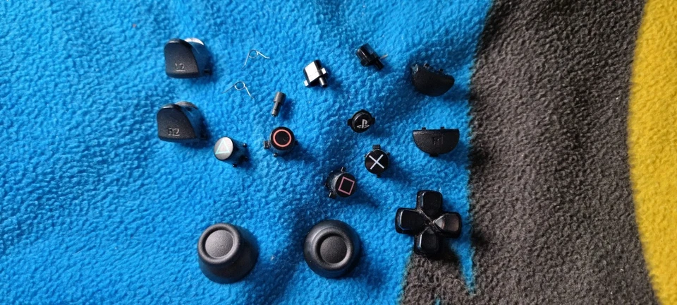PS4 Controller Buttons, D-Pad and Sticks for Official Sony PlayStation 4 - Image 1 of 1