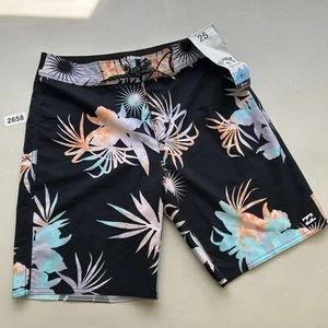 Billabong Big Boys Size 25 Black Hawaiian Print Sundays Pro Board Shorts NWT - Picture 1 of 7