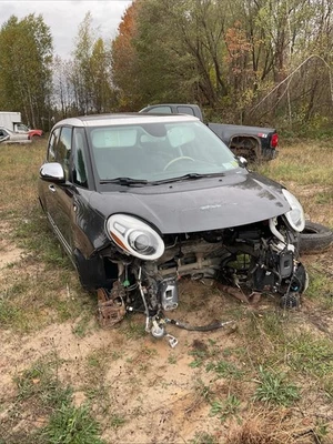 2017 Fiat 500L Parts - Image 1 of 4